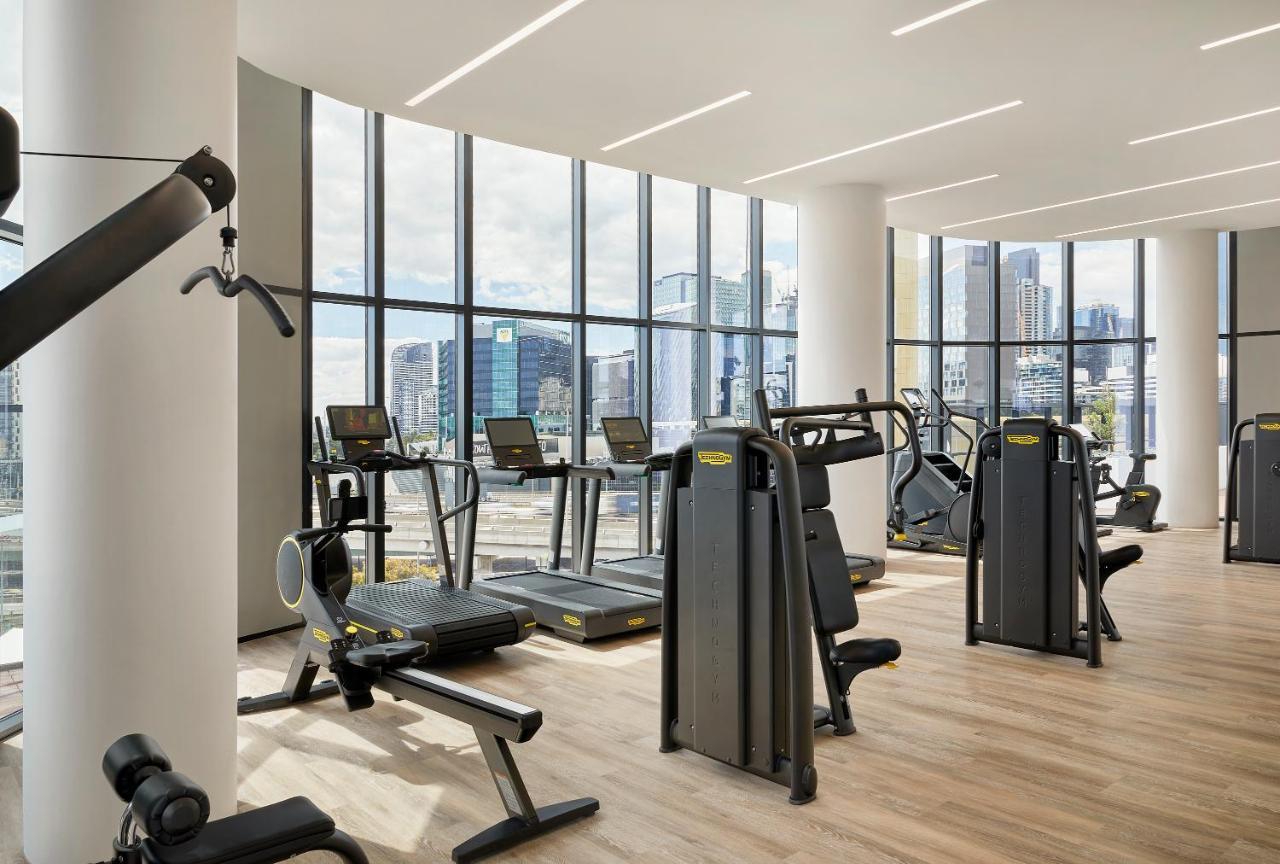 Oakwood Premier Melbourne Aparthotel Buitenkant foto The gym at The Collective Old Oak