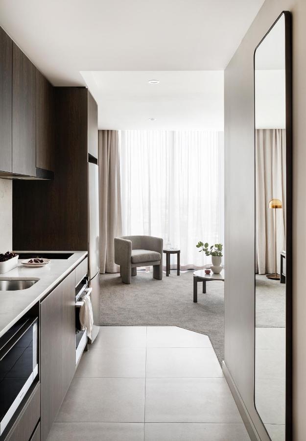 Oakwood Premier Melbourne Aparthotel Buitenkant foto The Standard East Village