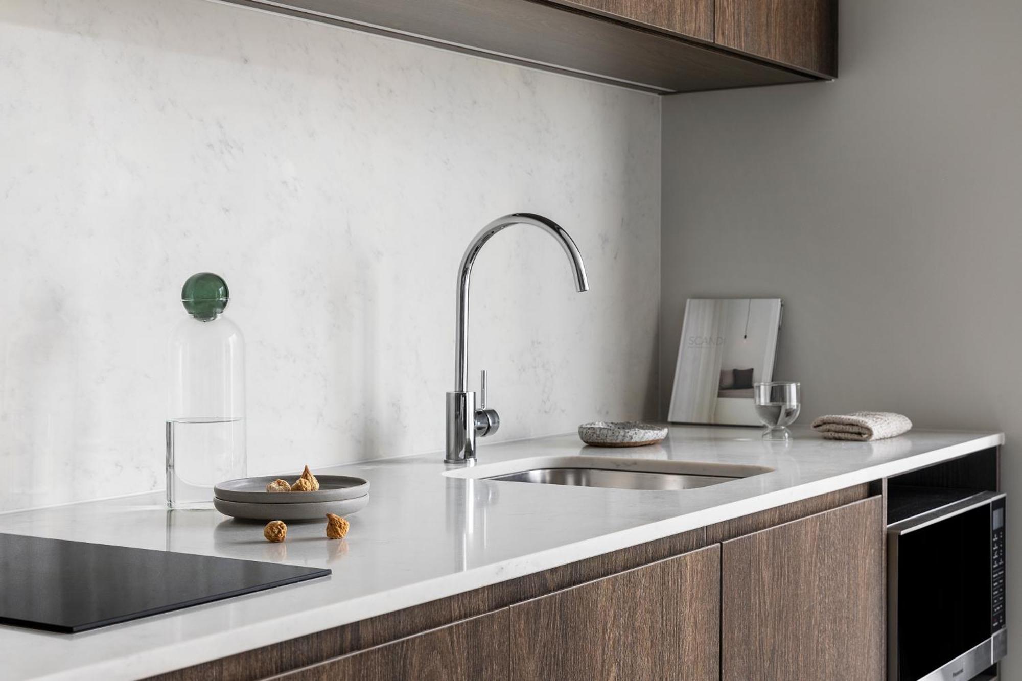 Oakwood Premier Melbourne Aparthotel Buitenkant foto A kitchen faucet