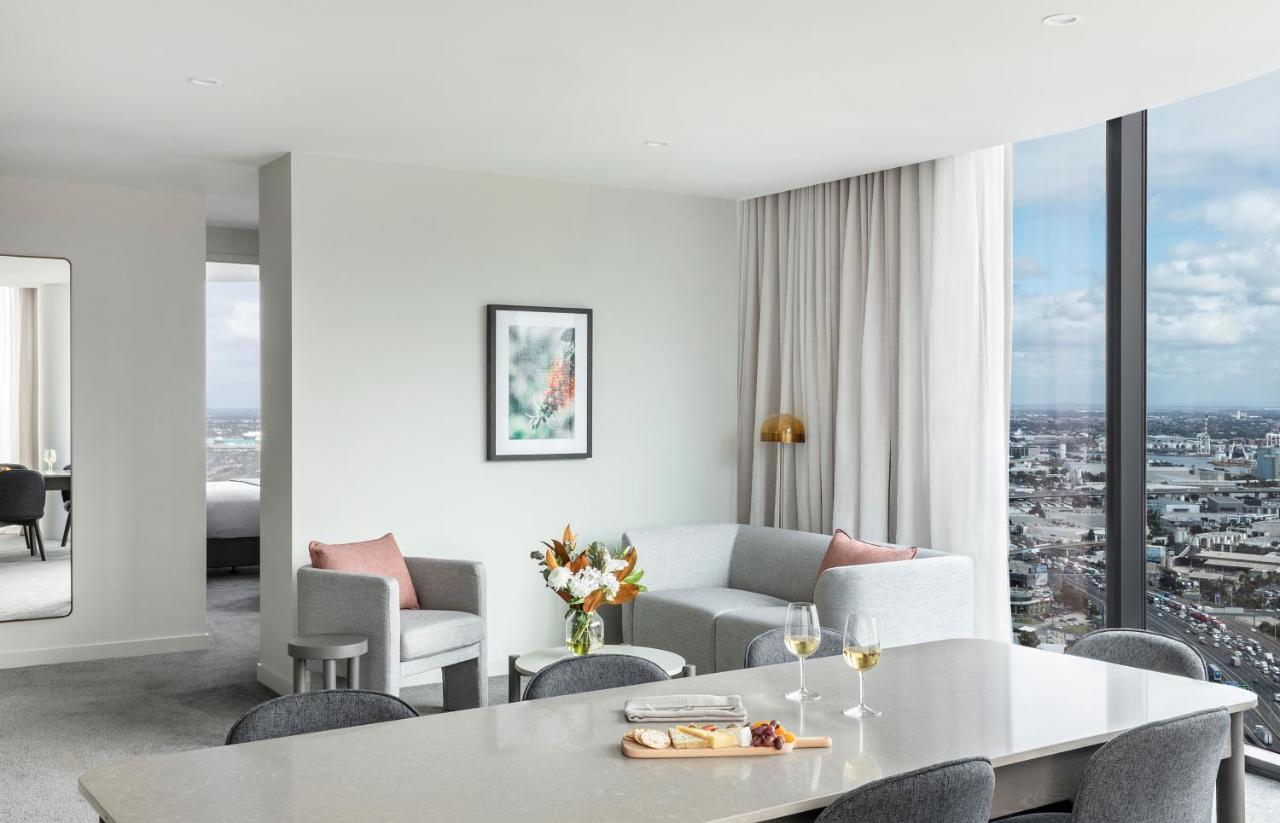 Oakwood Premier Melbourne Aparthotel Buitenkant foto A typical apartment interior